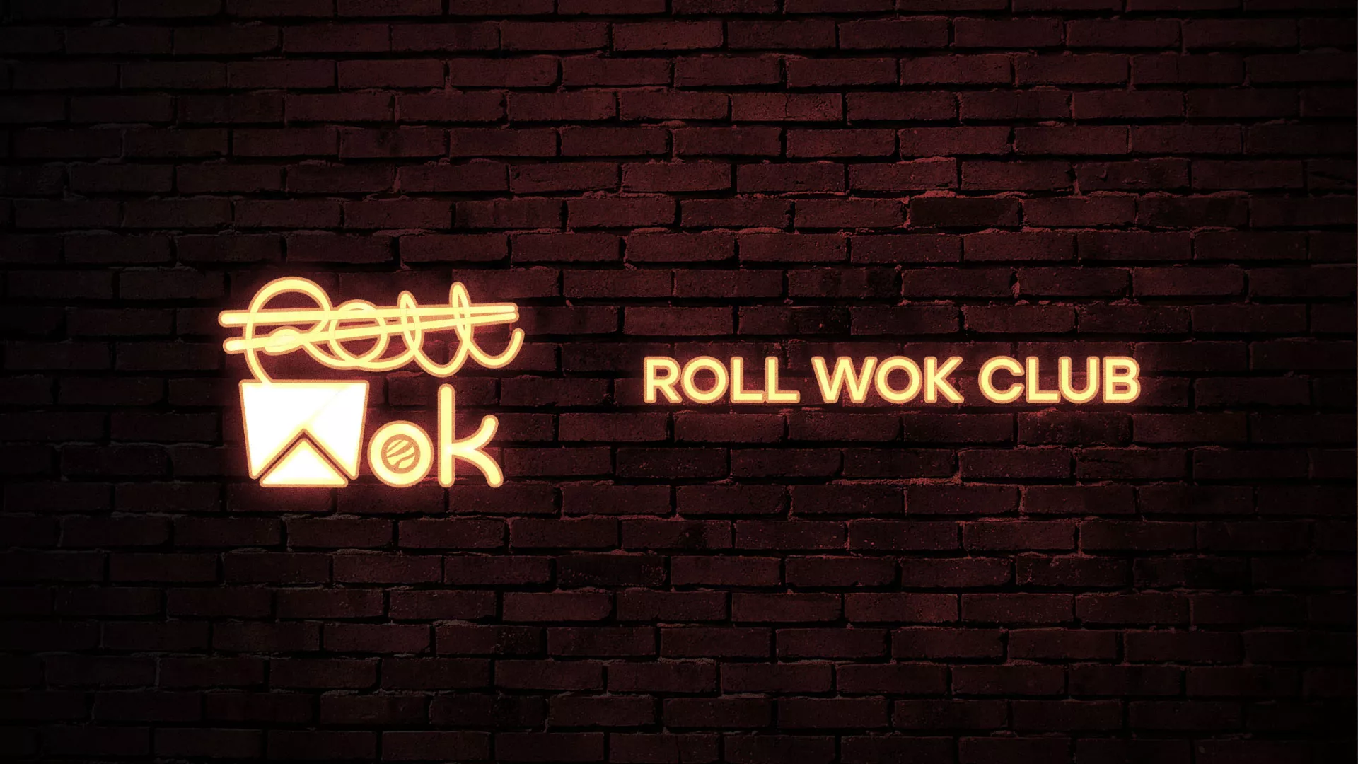 Разработка логотипа суши-бара «Roll Wok Club» в Коркино