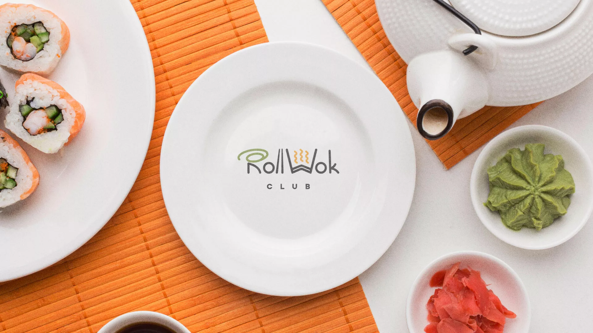 Разработка логотипа и фирменного стиля в Коркино для суши-бара «Roll Wok Club» Разработка логотипа и фирменного стиля в Коркино для суши-бара «Roll Wok Club»